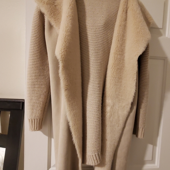 Sweater jacket - Picture 7 of 7